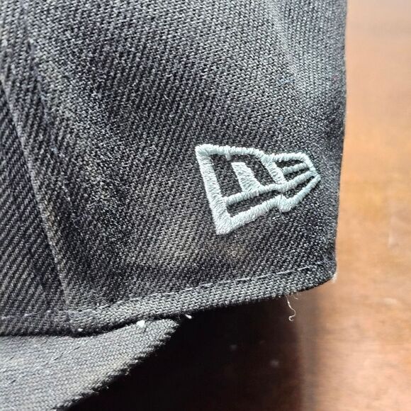 Las Vegas Raiders New Era Identity Hat 59FIFTY Black Silver Patches 7 1/8 Logos - Picture 10 of 12